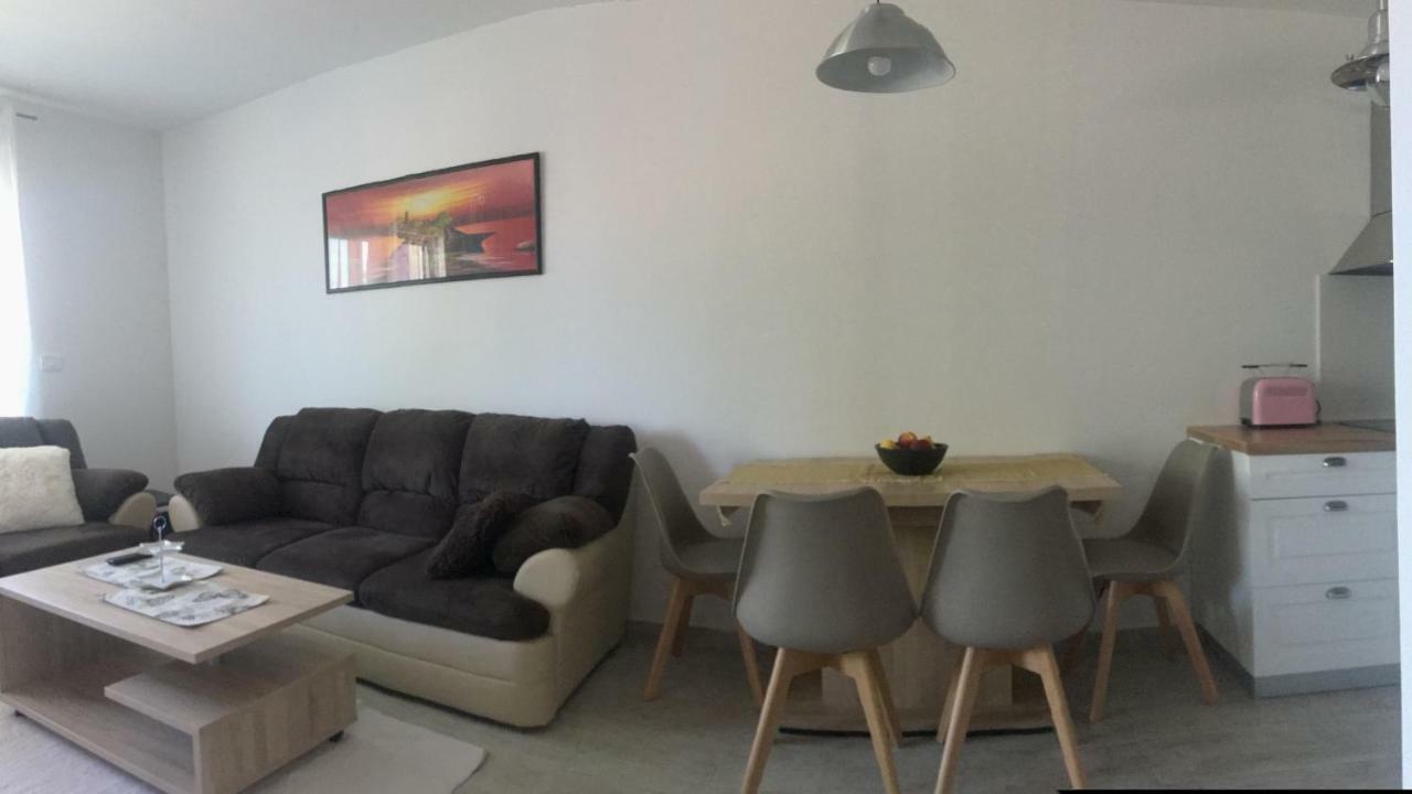 Holly Apartman Umag Extérieur photo